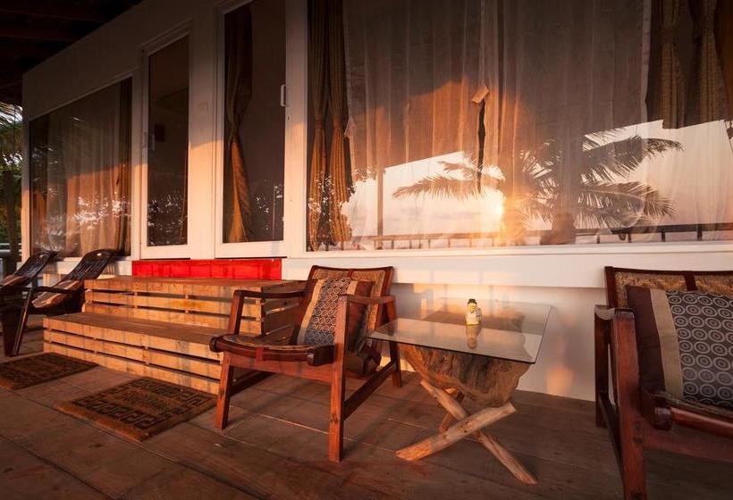 Resort Colonels Beach Villa 6