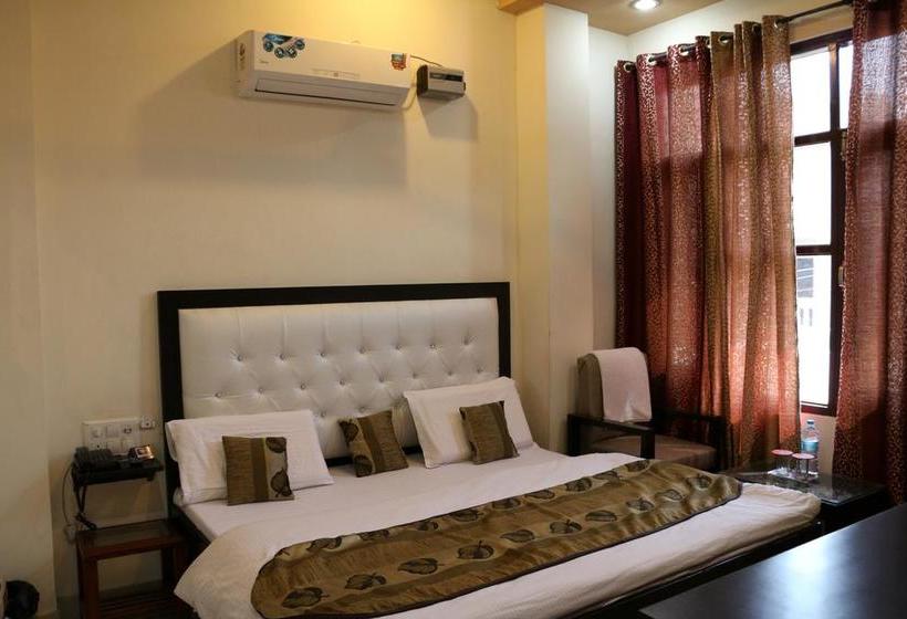 Hotel Satyam Bathinda