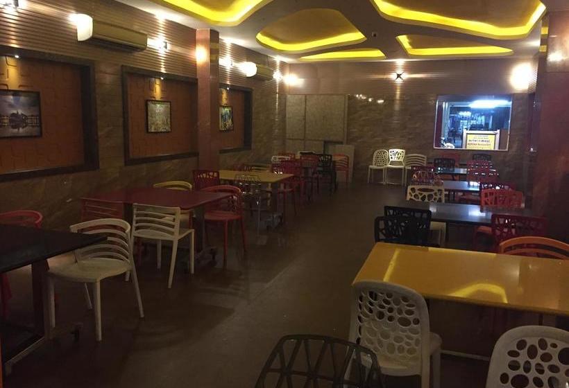 Hotel Purpletree Place West Marret 11