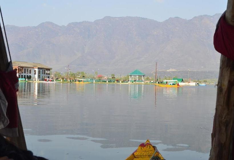 Bed and Breakfast Cheese Maxie 4