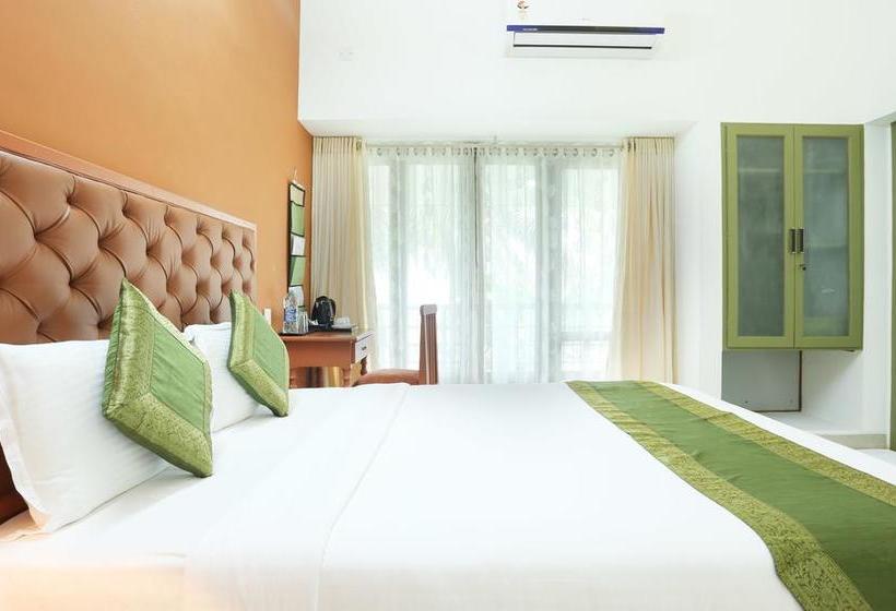 Hill Gardens Ayurvedic Resort 16