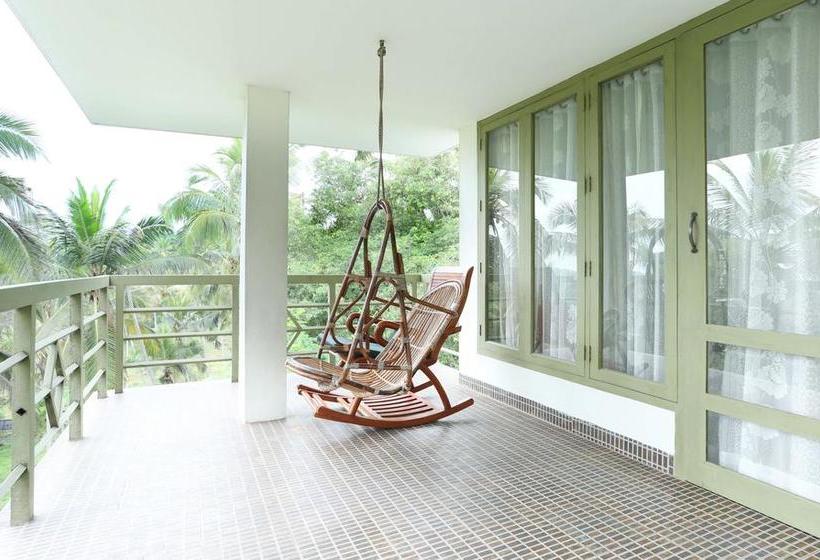 Hill Gardens Ayurvedic Resort 9