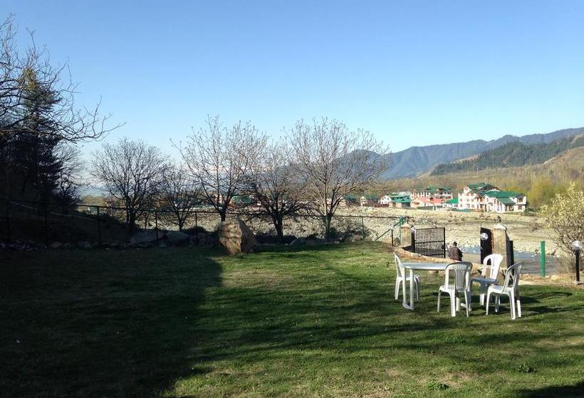 Hotel Castle Rock 20