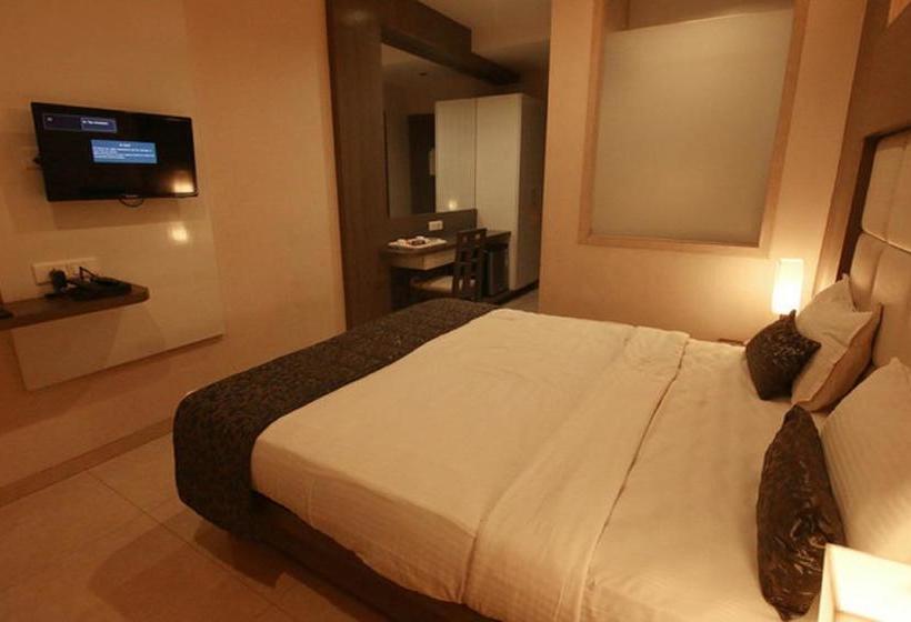 Hotel The Mangrove Wood Residency 12