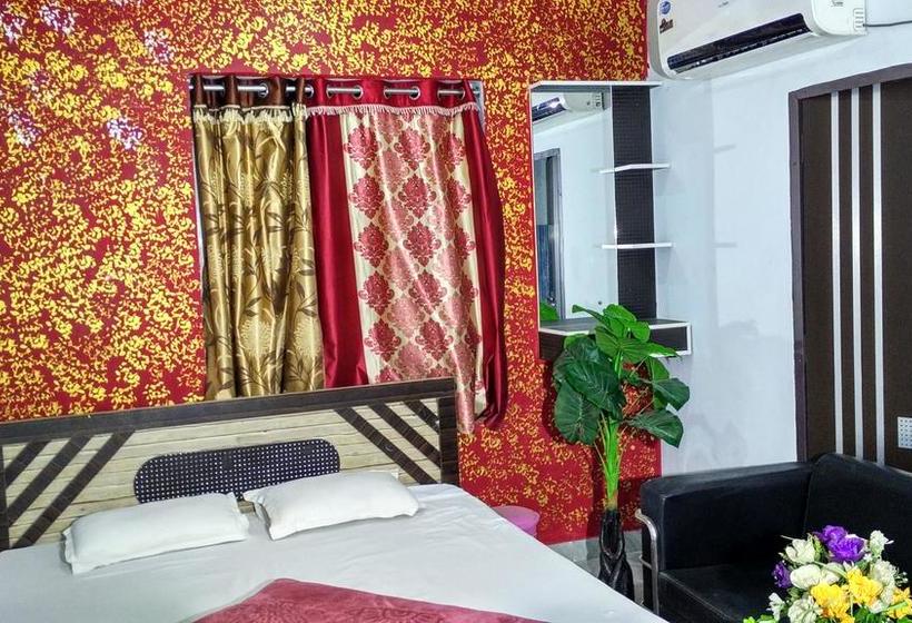 Hotel Radhika Palace 11