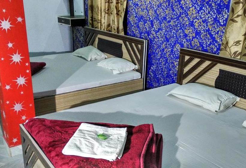 Hotel Radhika Palace 3