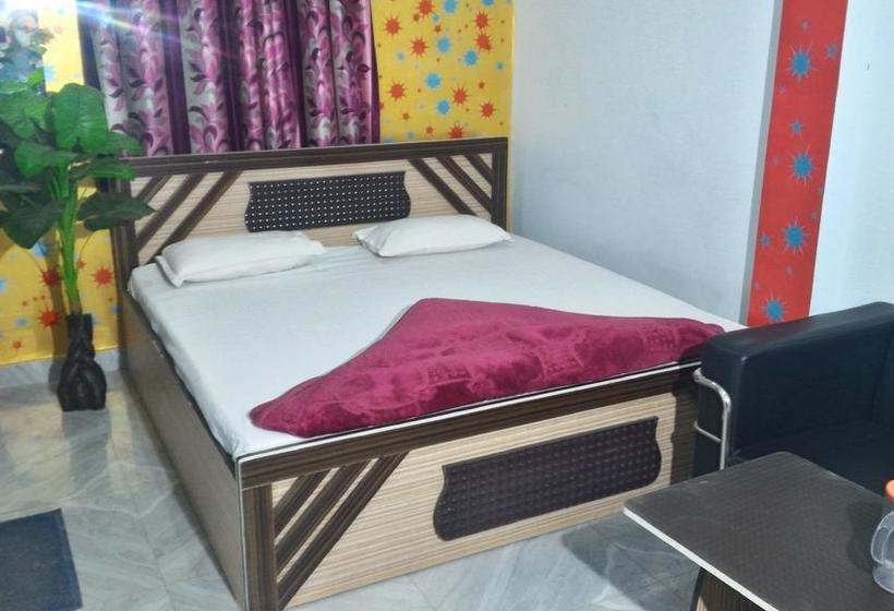 Hotel Radhika Palace 7