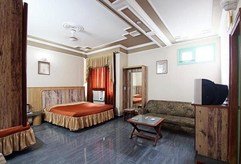 Hotel Chirag International 4