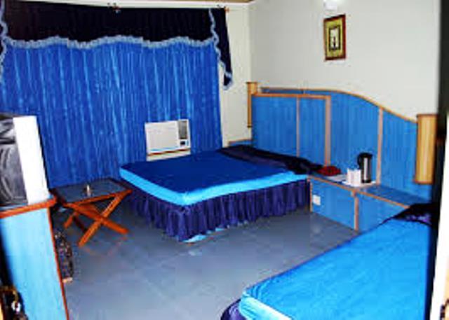 Hotel Chirag International 9