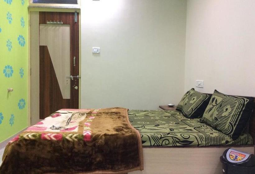 Hotel Honey Bunny Ahmedabad