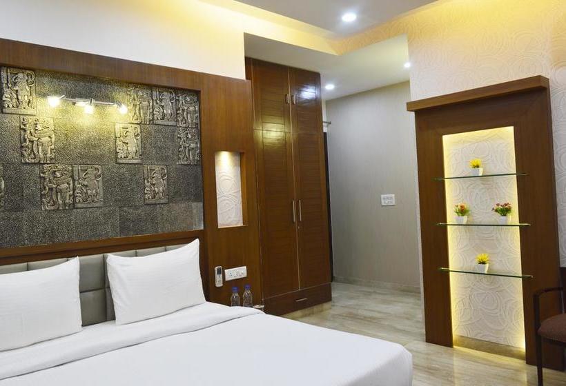 Bed and Breakfast When In Gurgaon Suites 14