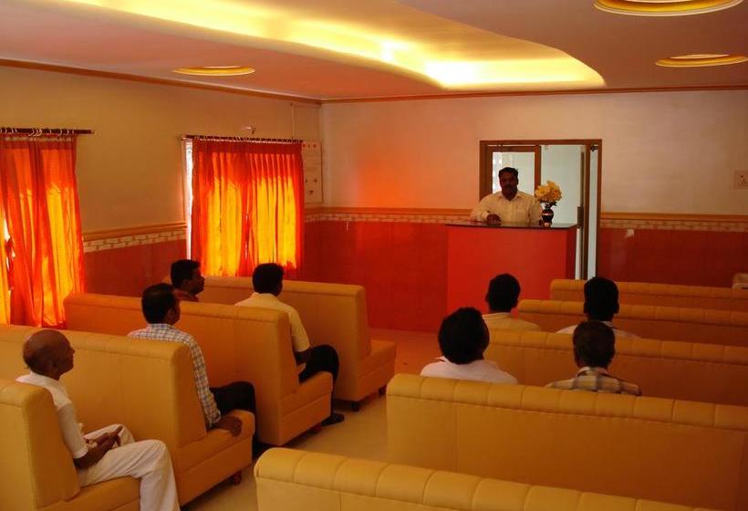 Hotel New Tamil Nadu 8