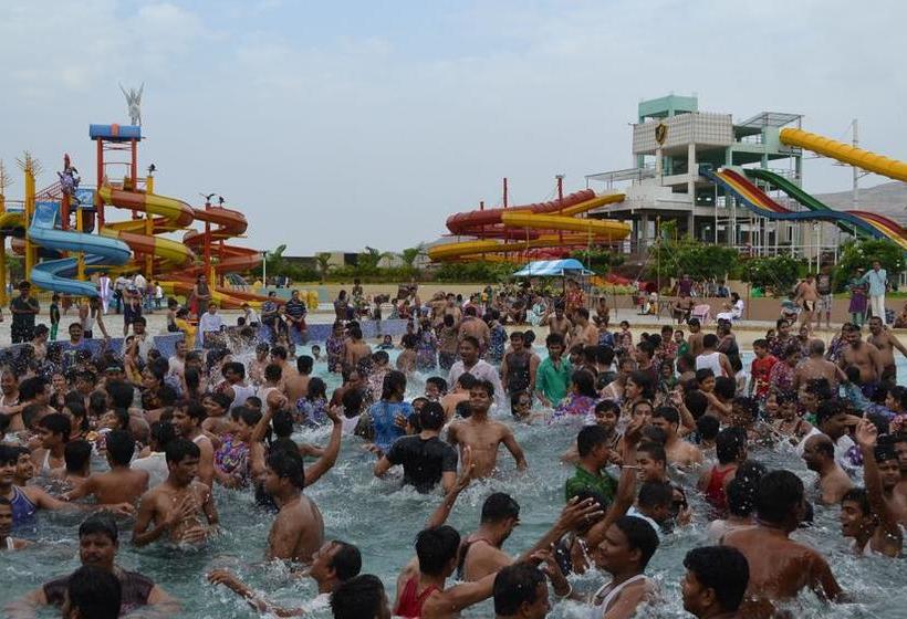 Paradise Tent Resort 9