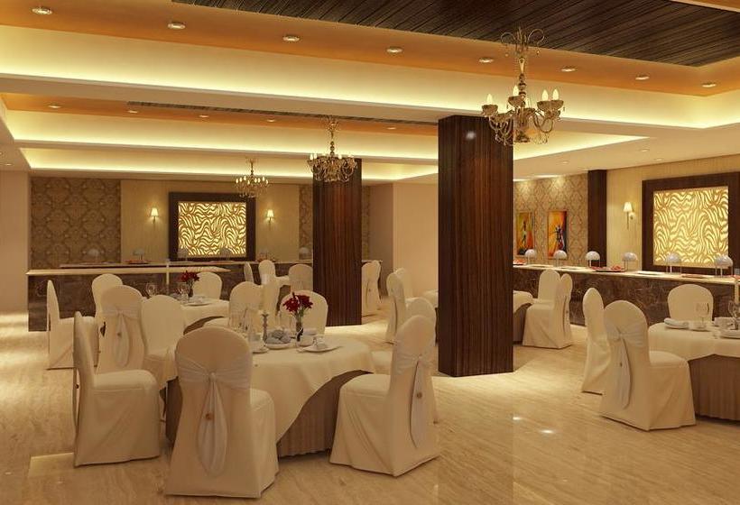 Days Hotel Jalandhar 18