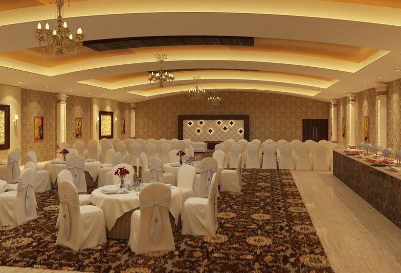 Days Hotel Jalandhar 19