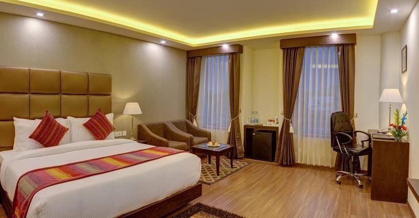 Days Hotel Jalandhar 5