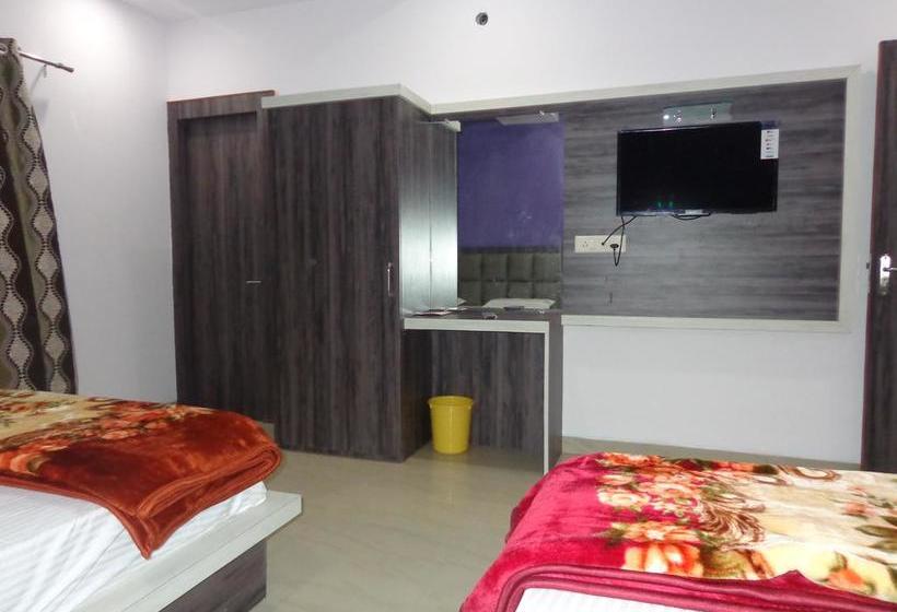 Hotel Paradise Residency 17