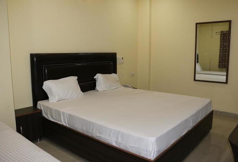 Hotel Paradise Residency 20