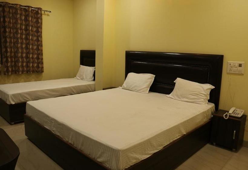 Hotel Paradise Residency 3