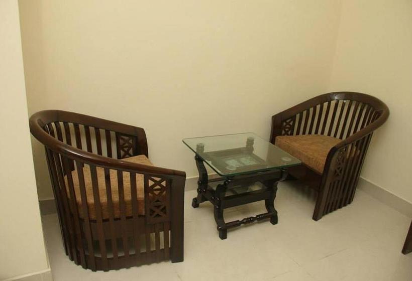 Hotel Skippers Inn 18