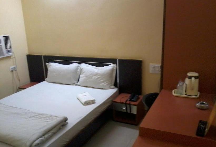 Hotel Gud Stay 4