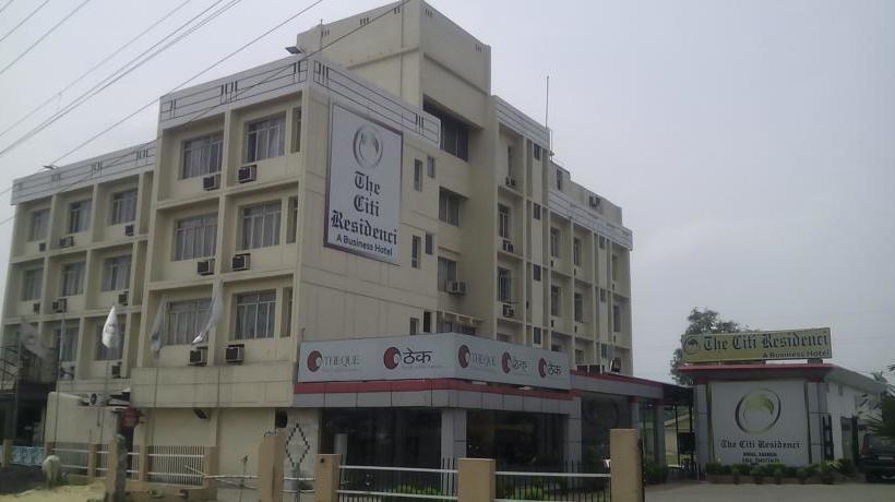 Hotel The Citi Residenci 14