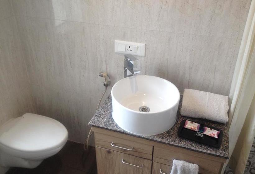 Hotel The Citi Residenci 15