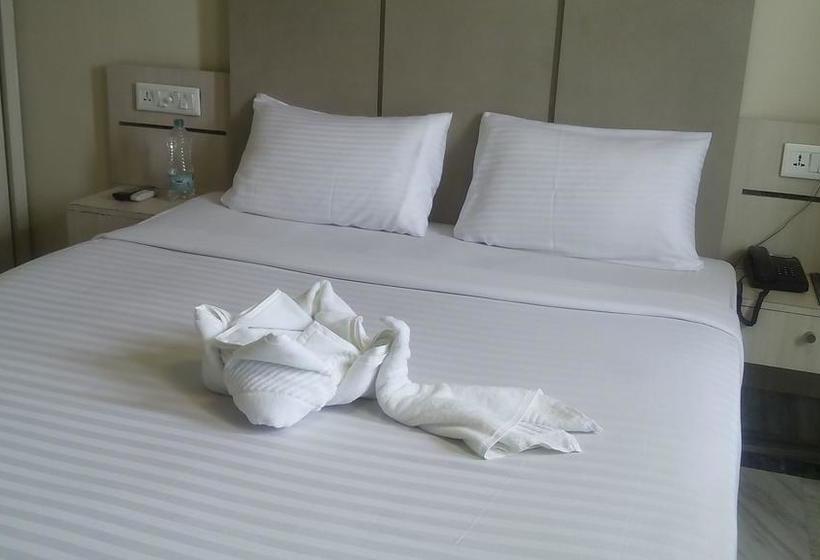 Hotel The Citi Residenci 18