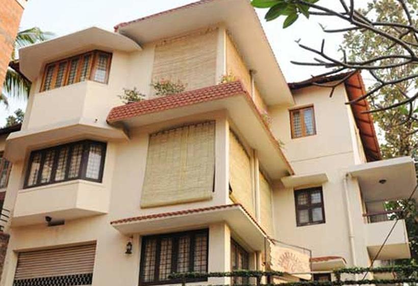 Dc Bed And Breakfast Kottayam Kerala