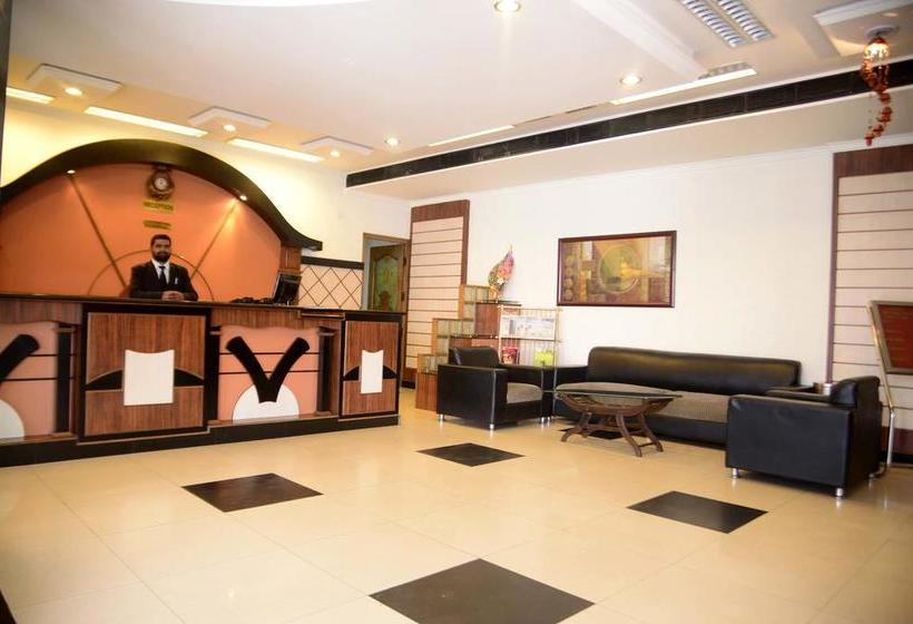 Hotel Krishna Continental 10