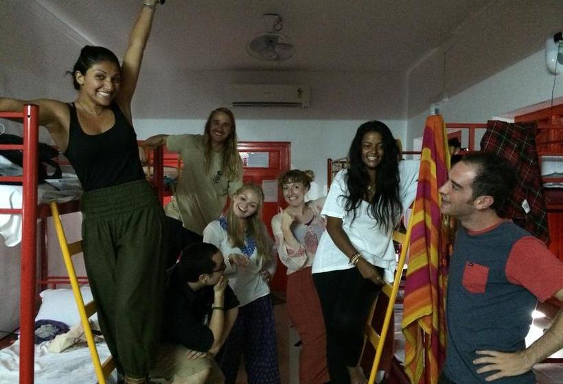 Red Lollipop Hostel Chennai 1