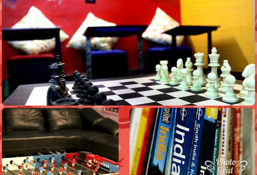 Red Lollipop Hostel Chennai 11