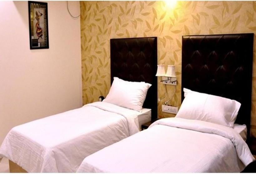 Hotel The Bellevue 14