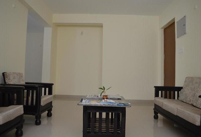 Hotel Serene Nest 10