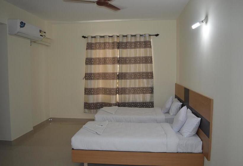 Hotel Serene Nest 11