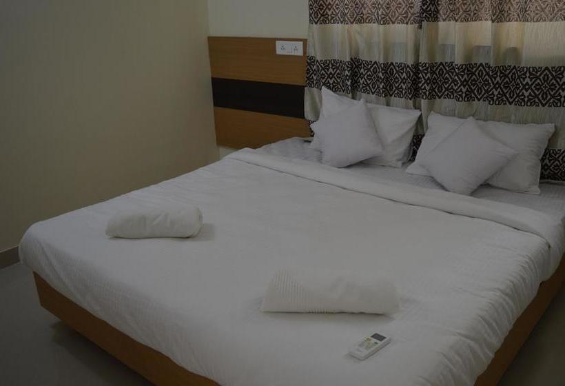 Hotel Serene Nest 15