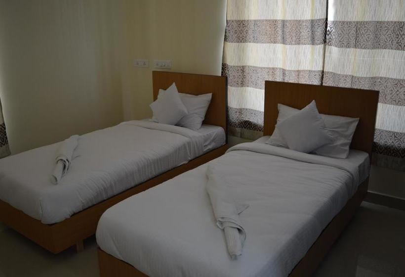 Hotel Serene Nest 18