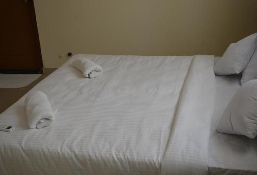 Hotel Serene Nest 19