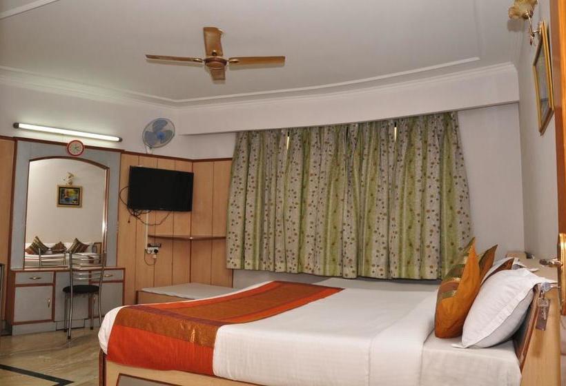 Hotel Mercury Inn By Sonachi 4