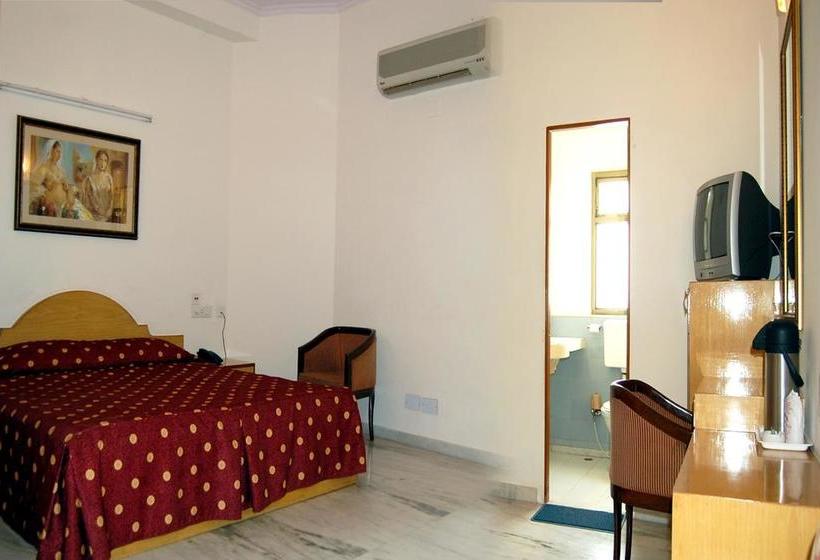 Hotel Madhuvan 17