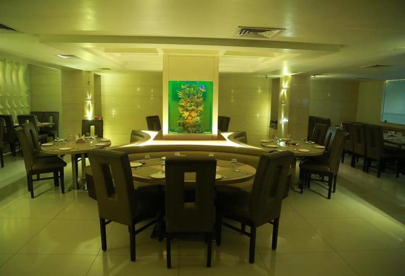 Hotel Swagath Grand A.s. Rao Nagar 12