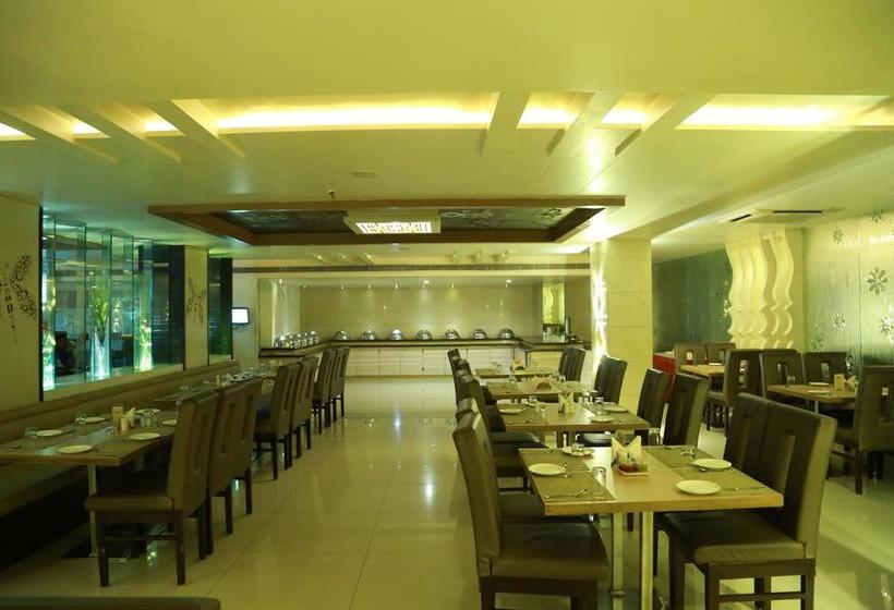 Hotel Swagath Grand A.s. Rao Nagar 13