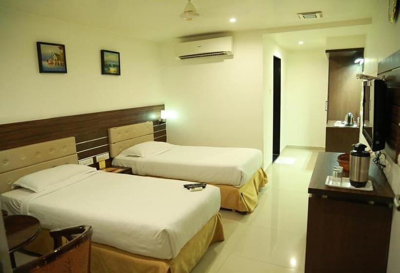 Hotel Swagath Grand A.s. Rao Nagar 7