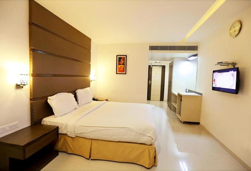Hotel Sitara Grand Miyapur 13