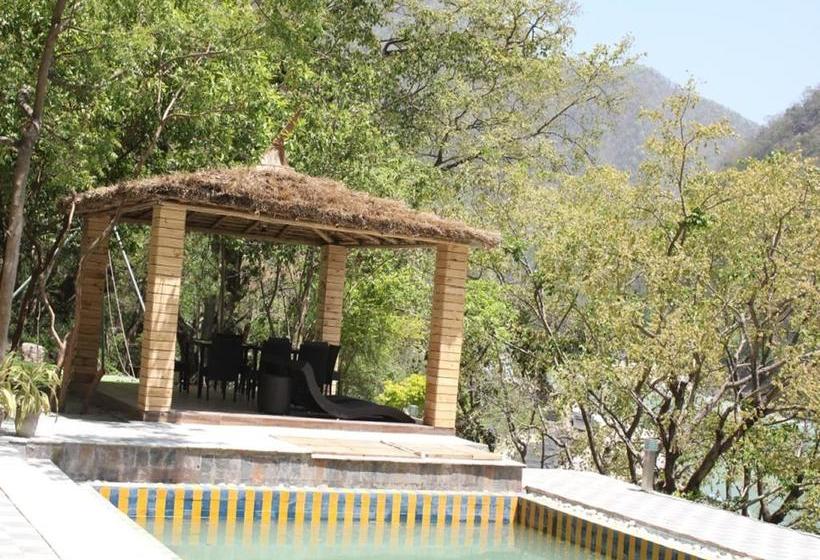 Namami Ganges Resort 10