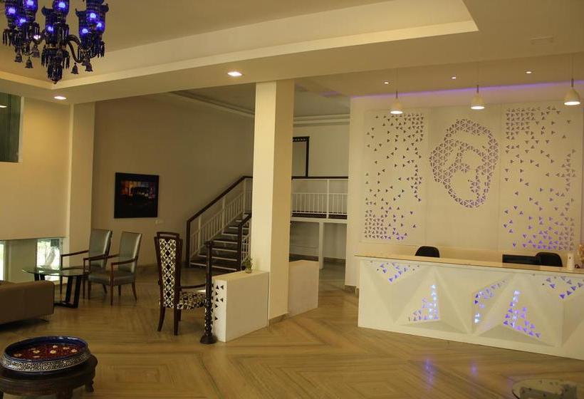 Namami Ganges Resort 11