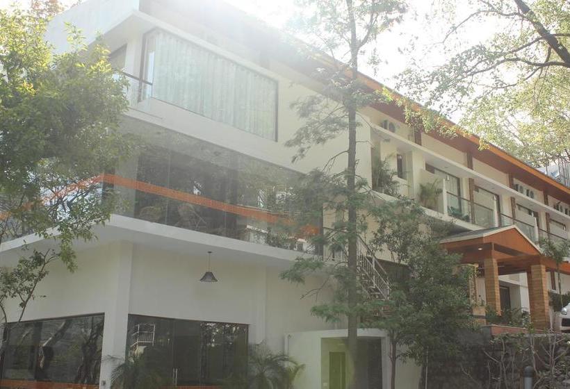 Namami Ganges Resort 13