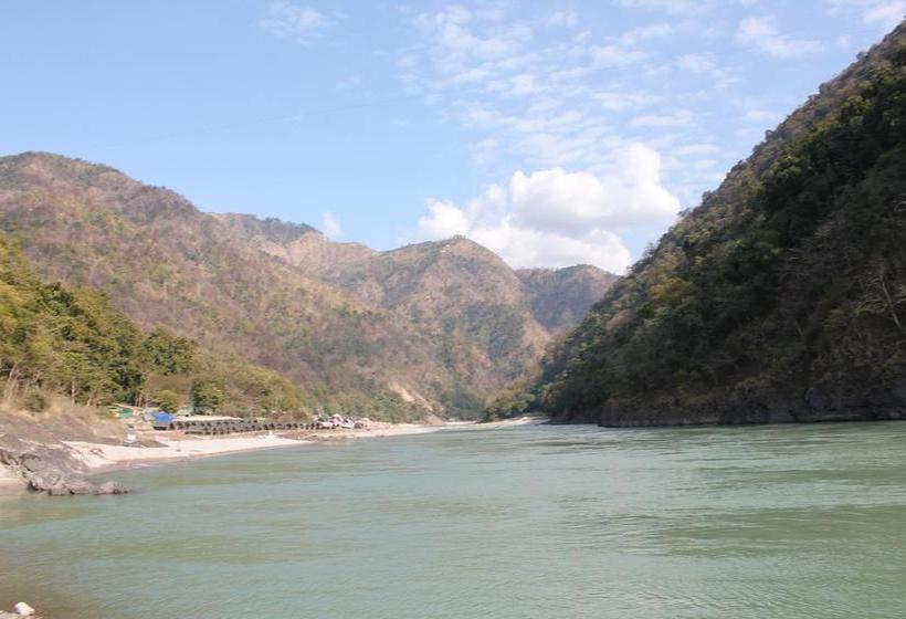 Namami Ganges Resort 16