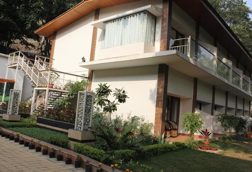 Namami Ganges Resort 18