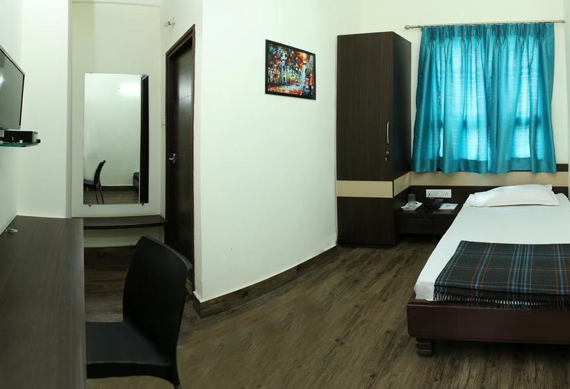 Hotel Chanakya 5